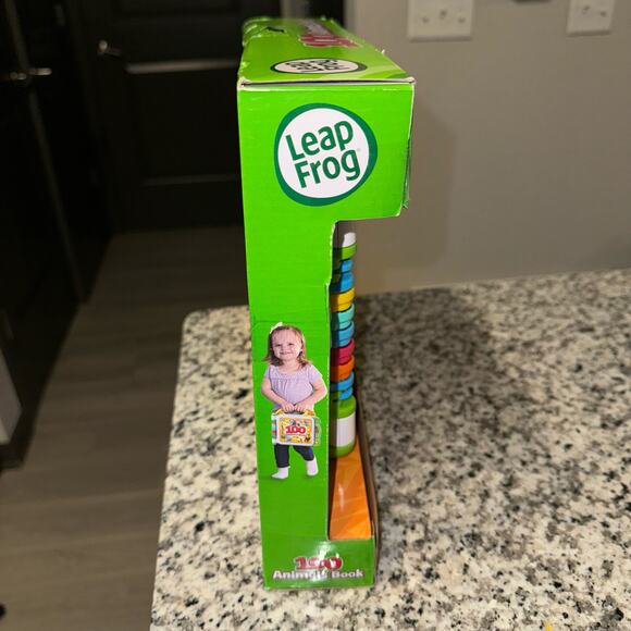Leapfrog Learning 100 Animals Interactive Bilingual Take-Along Book NEW IN BOX - Picture 4 of 5
